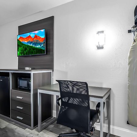 Surestay Hotel By Best Western Oklahoma City West Экстерьер фото