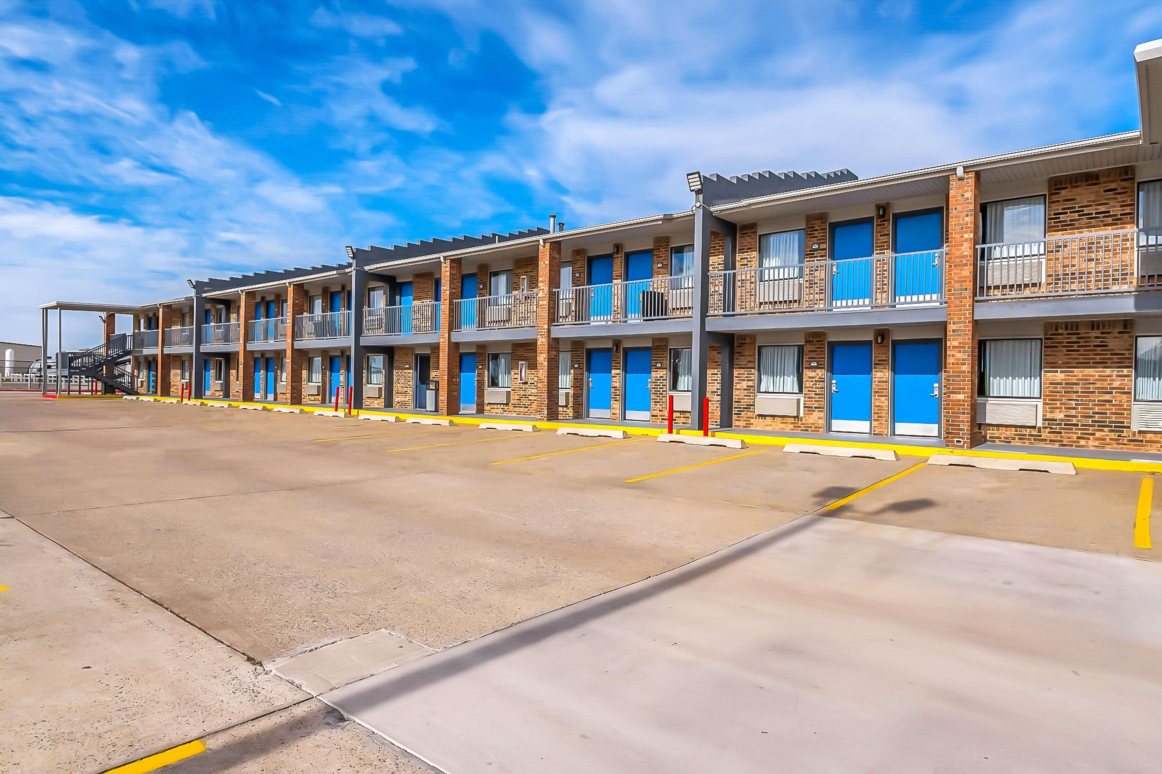Surestay Hotel By Best Western Oklahoma City West Экстерьер фото