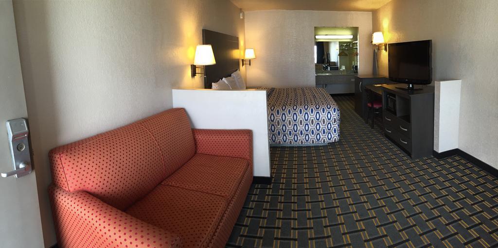 Surestay Hotel By Best Western Oklahoma City West Экстерьер фото