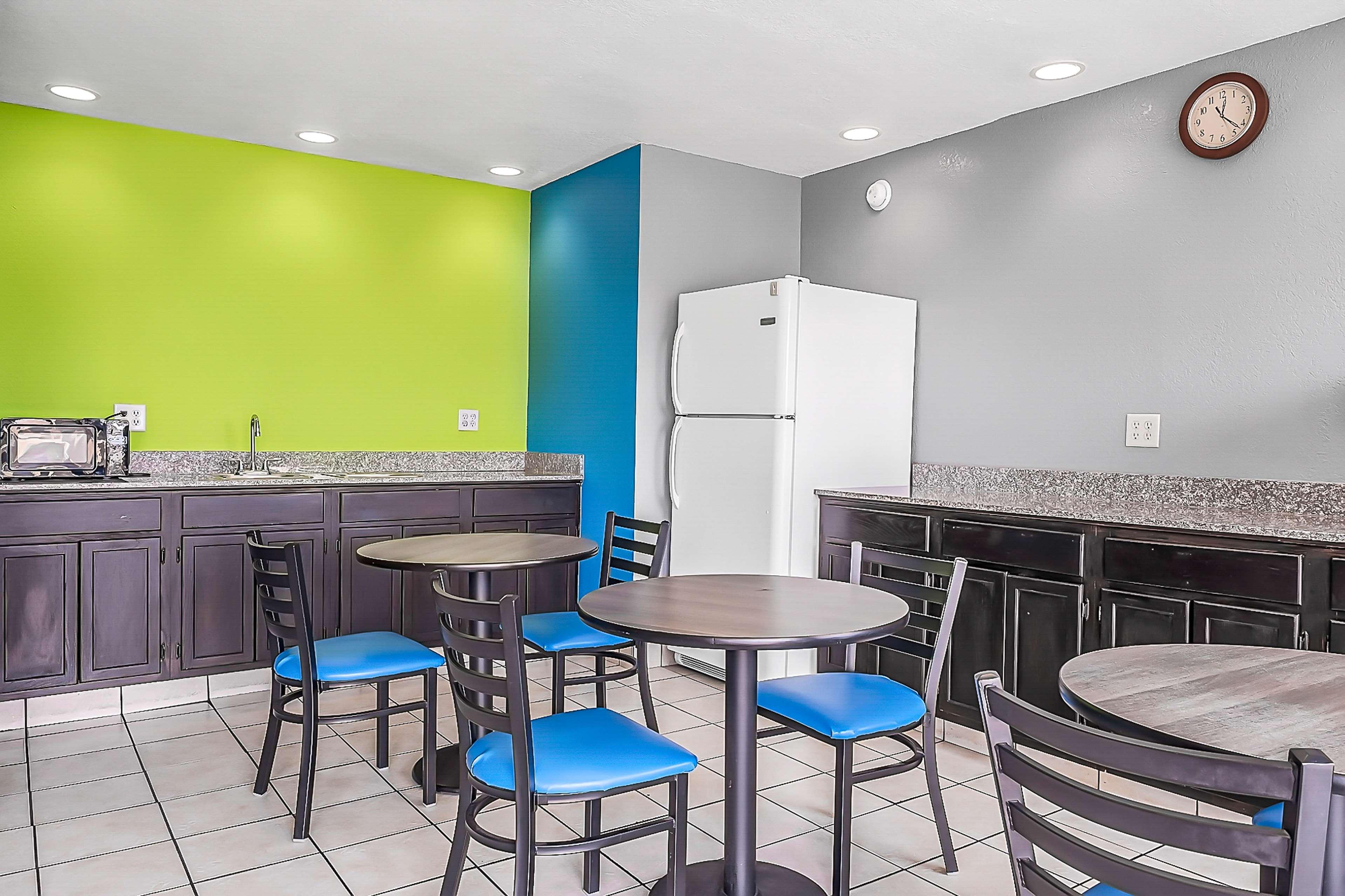 Surestay Hotel By Best Western Oklahoma City West Экстерьер фото
